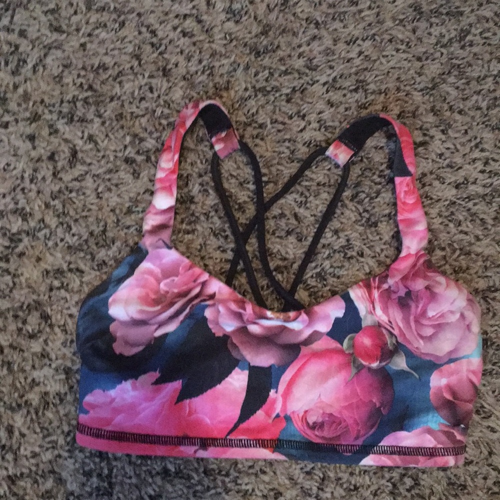Rare Lululemon free-to-be sports bra